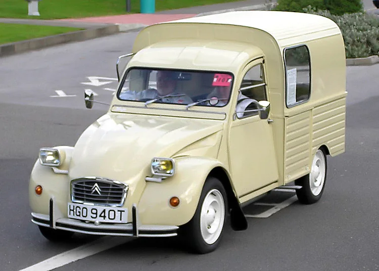 2CV AK400